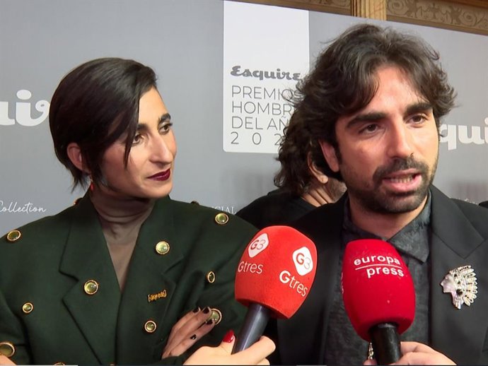 Alba Flores y Guillermo Furiase en los Premios Squire 'Hombres del año'