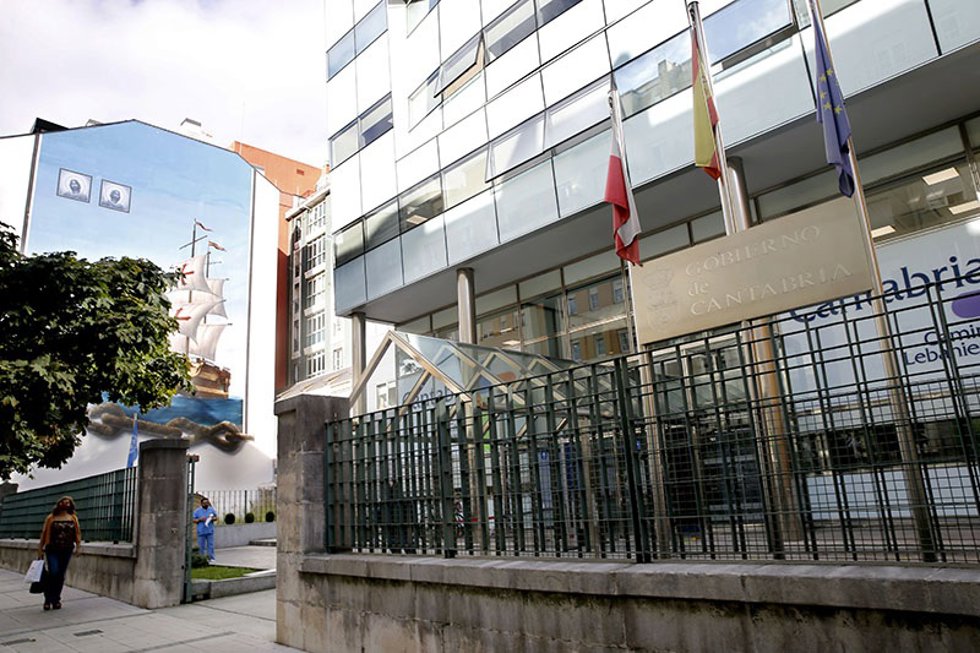 Archivo - Sede del Gobierno de Cantabria