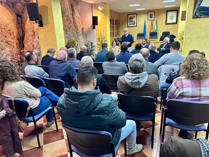 Reunión de constitución del comité comarcal del PSOE en la Axarquía.