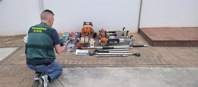 Efectos recuperados por la Guardia Civil.