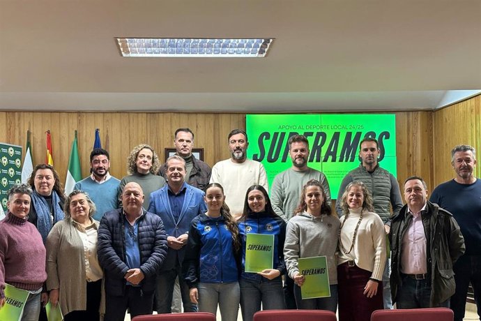 Entrega de ayudas para deportistas y clubes en Mairena del Aljarafe (Sevilla).
