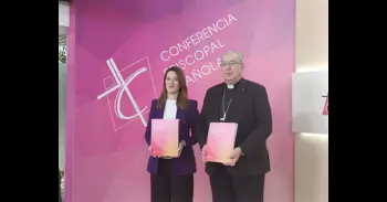 Caen las bodas por la Iglesia, bautismos, comuniones y confirmaciones en España en 2024 y sube un 12% bautizo de adultos