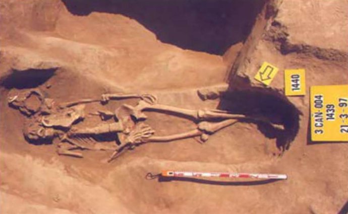 Enterrament del carrer Cañete/Quart de València.