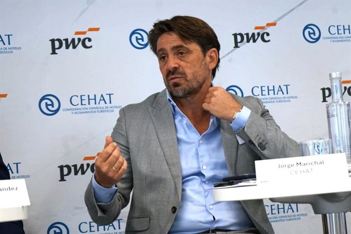 Jorge Marichal, presidente de la patronal hostelera, CEHAT, durante el observatorio del Smart Observatory Invierno-Primavera 2026