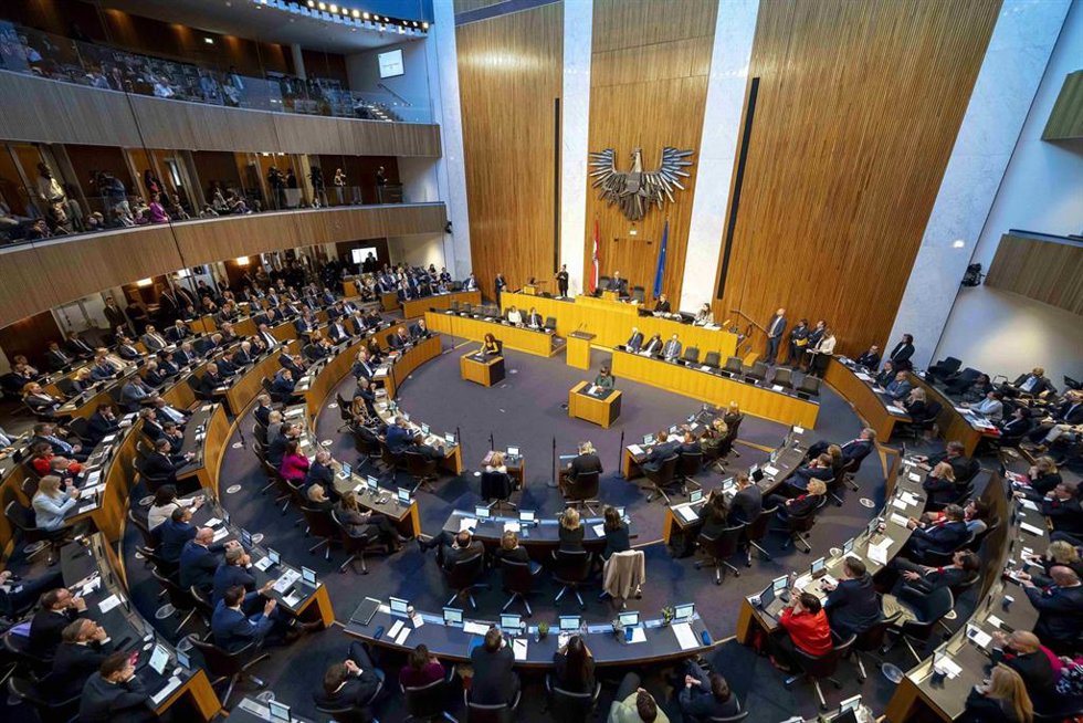 Archivo - Imagen de archivo del interior del Parlamento de Austria.