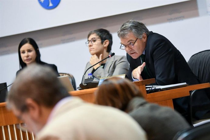 El presidente de Portos de Galicia, José Antonio Álvarez, comparece en la Comisión 8ª.