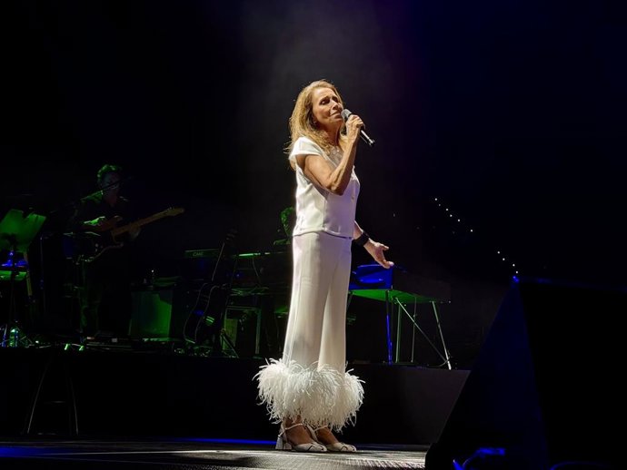 Concert d'Ana Belén en el Roig Arena