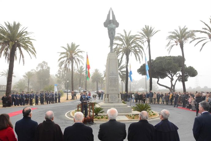 Archivo - Imagen de archivo de una conmemoración del vuelo del Plus Ultra.