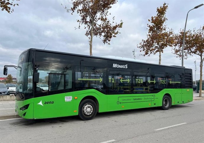 Monbus operará servicios de bus eléctrico entre terminales en los aeropuertos de Madrid y Barcelona