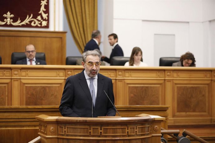 El consejero de Sanidad, Jesús Fernández Sanz.