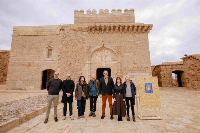 La Torre del Homenaje de la Alcazaba de Almería acoge una muestra del CAF.