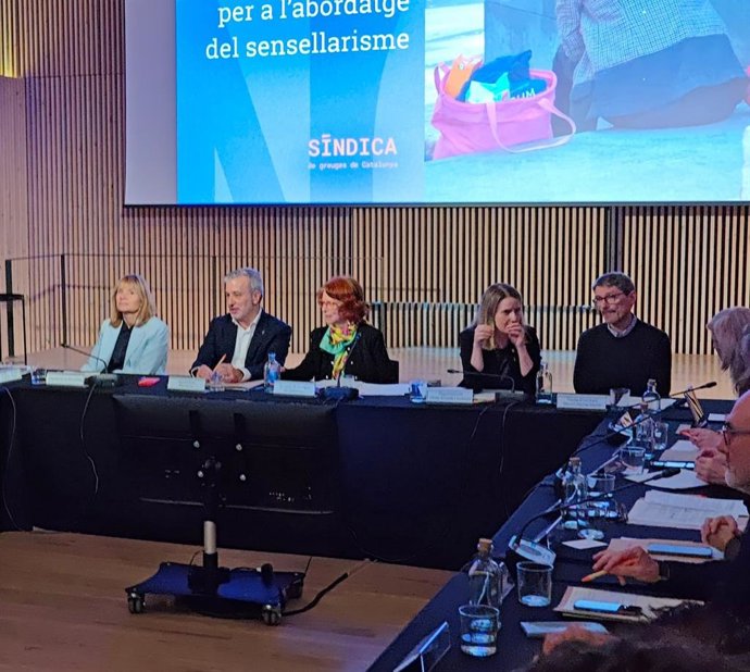 Moret, Collboni, Giménez-Salinas, Martínez Bravo y Trabado en la mesa de este jueves.