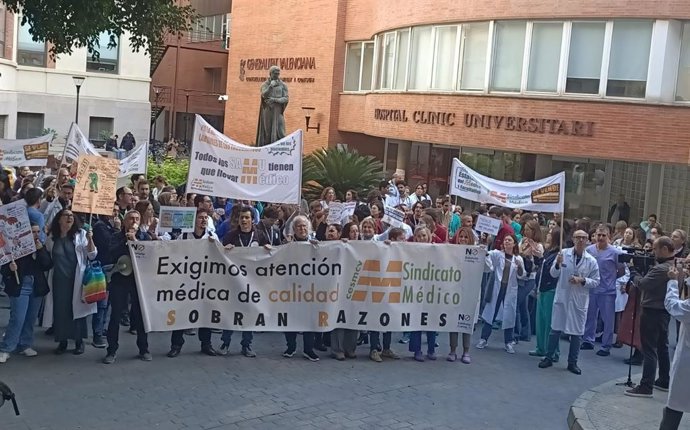 Concentració de CESM contra l'esborrany de l'Estatut Marc del Ministeri de Sanitat