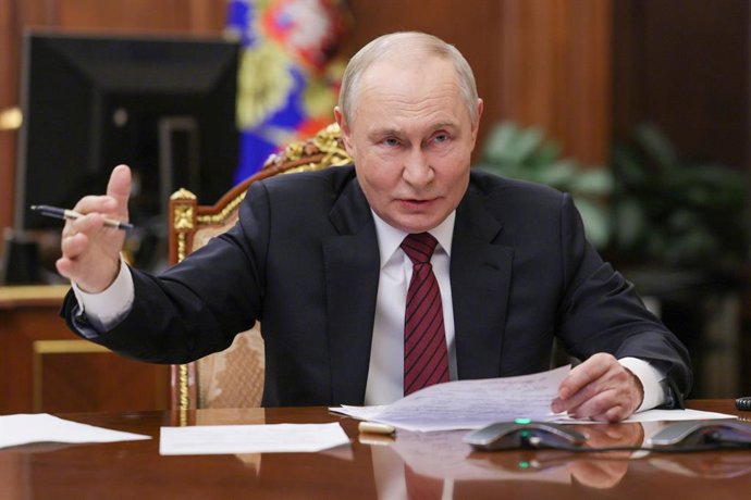 RÚSSIA, MOSCOU - 11 DE DEZEMBRO DE 2025: O presidente russo Vladimir Putin realiza uma reunião no Kremlin de Moscou sobre a situação na zona da operação militar especial da Rússia,Imagem: 1058448295, Licença: Rights-managed, Restrições: * Suíça e Rússia