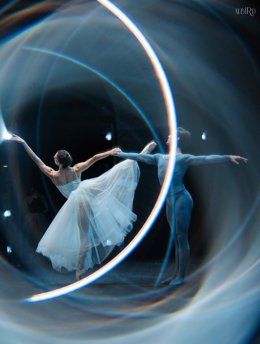 La CND interpreta 'Serenade' de George Balanchine en NumEros, en el Teatro de la Zarzuela de Madrid