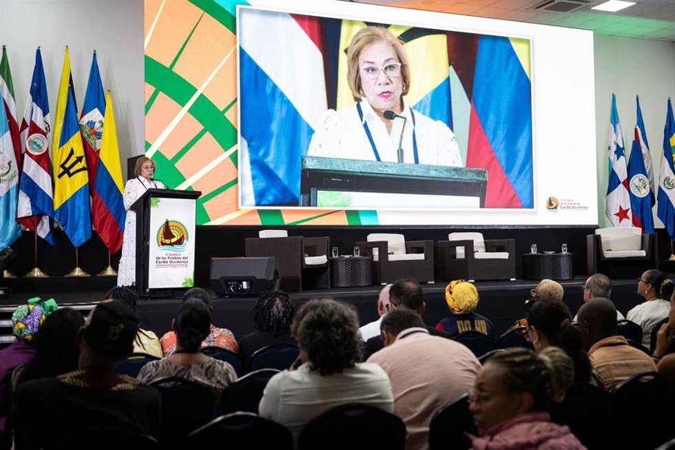 La ministra de Exteriores de Colombia, Rosa Villavicencio