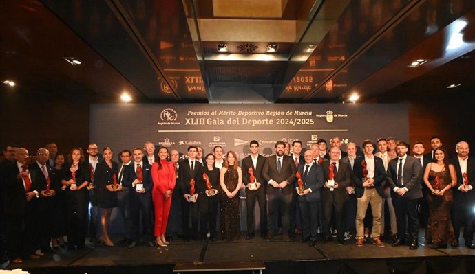 El tenista Carlos Alcaraz y la motociclista Ana Carrasco, mejores deportistas de la Región de Murcia en 2025