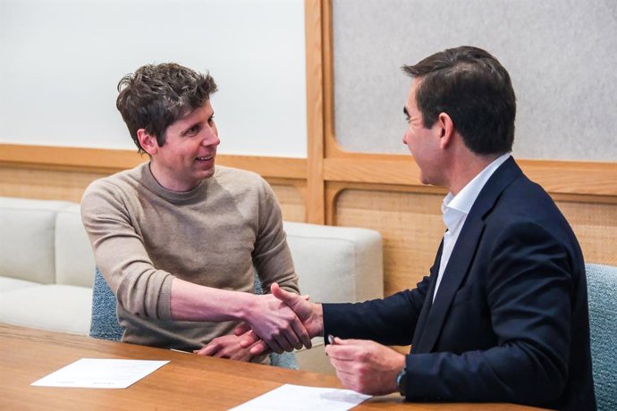 Carlos Torres Vila, presidente de BBVA, y Sam Altman, CEO y cofundador de OpenAI