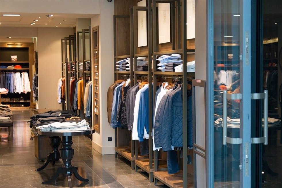 Archivo - Tienda de ropa
