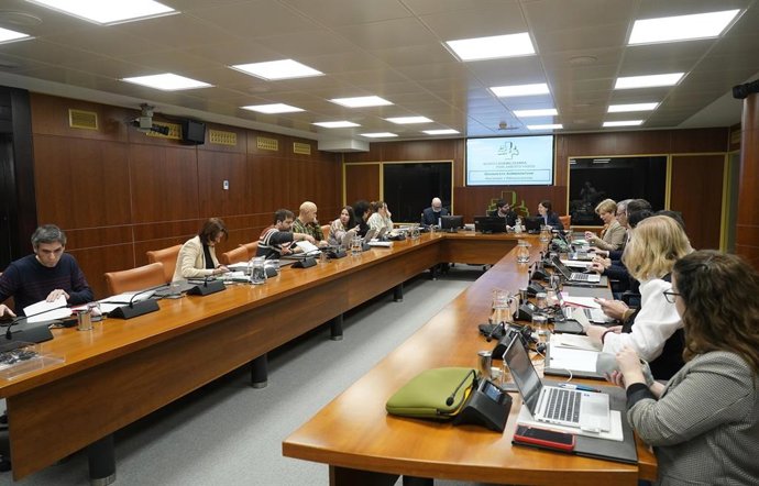La Comisión de Hacienda y Presupuestos debate este viernes las enmiendas parciales al presupuesto vasco de 2026