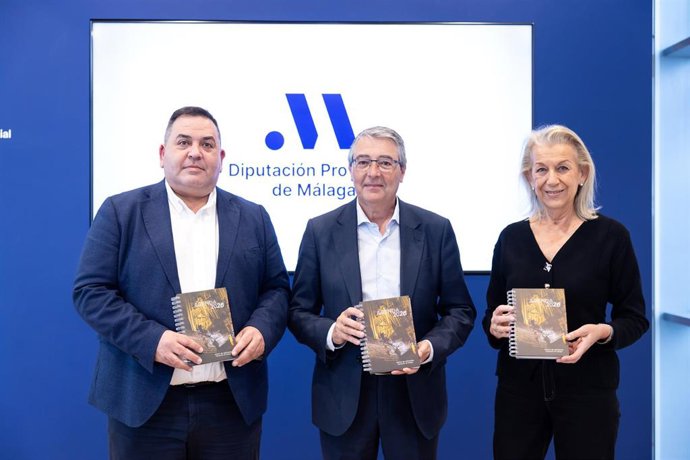 El Centro de Ediciones de la Diputación ha editado la nueva agenda anual de la institución, que estará dedicada a la Cueva de Nerja para conmemorar el 20 aniversario de su catalogación como Bien de Interés Cultural con designación de zona arqueológica.