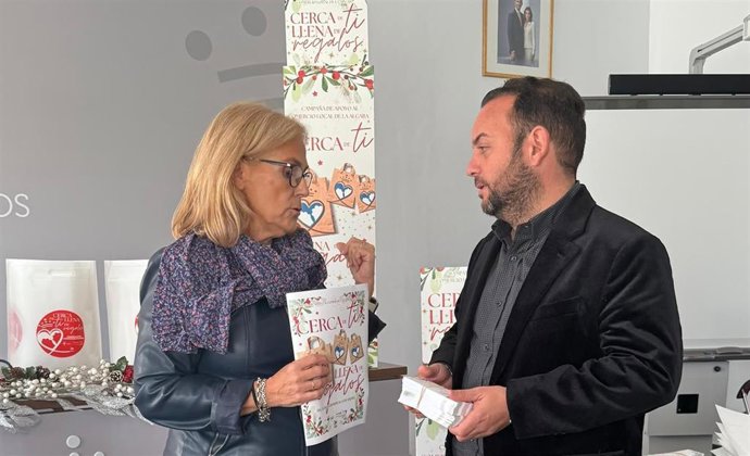 Presentación de la campaña municipal de apoyo al comercio de La Algaba en Navidad.