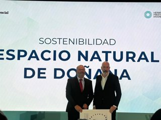 El Espacio Natural de Doñana ha sido distinguido en la VIII edición de los Premios Influyentes de El Confidencial en la categoría de 'Sostenibilidad'.