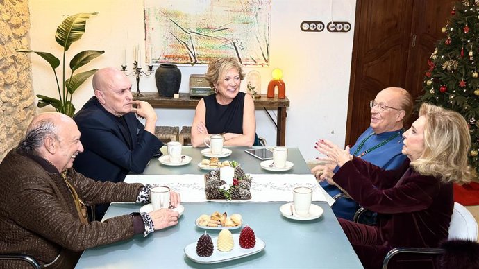 Mesa de convidats amb Inés Ballester