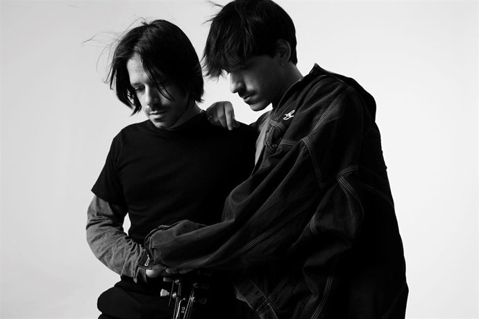 Maestro Espada lleva al IVAM un viaje por el folclore de la huerta murciana a través de la electrónica