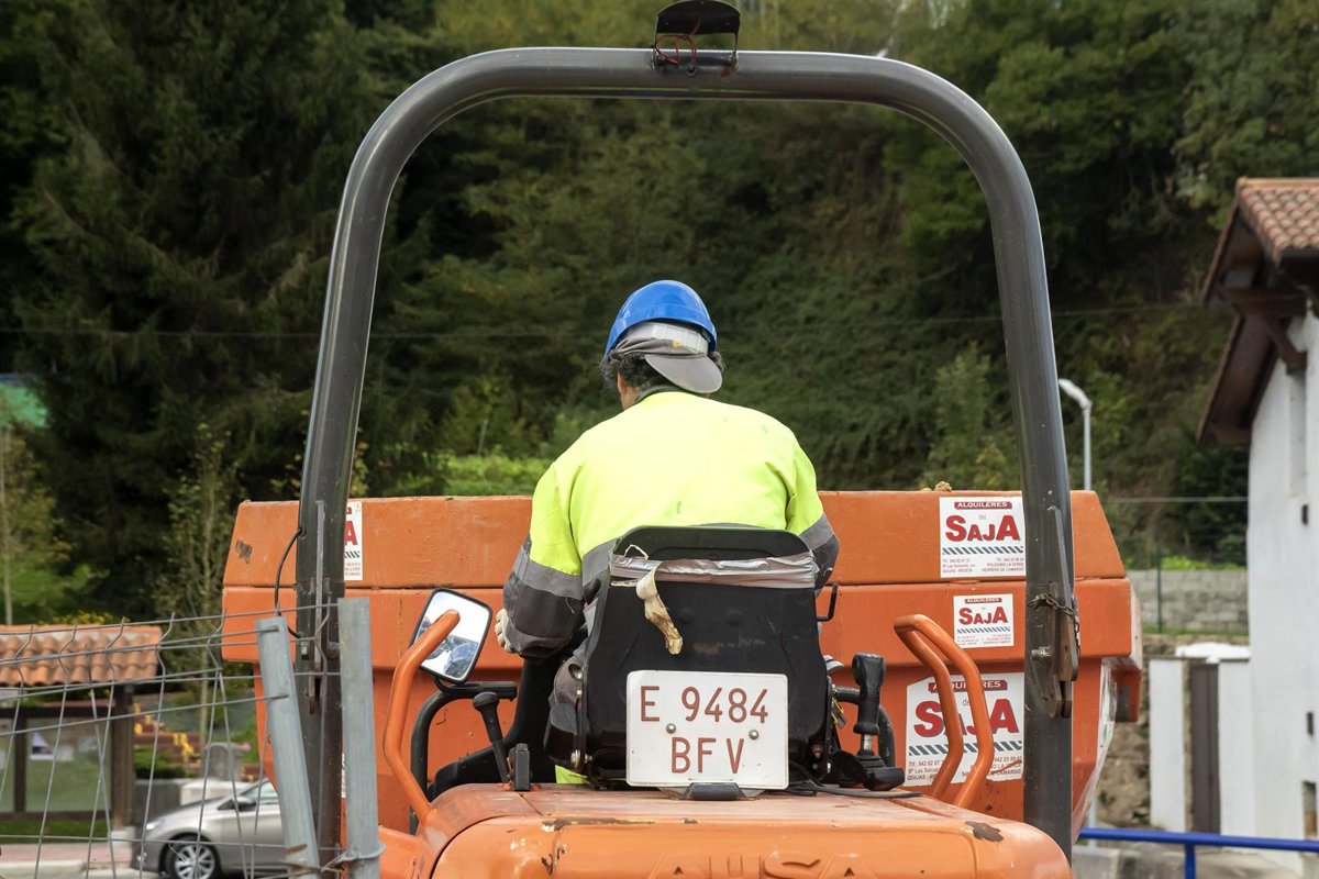 El Plan de Inversiones Municipales permitirá ejecutar 146 proyectos de casi 45 millones en los 102 ayuntamientos