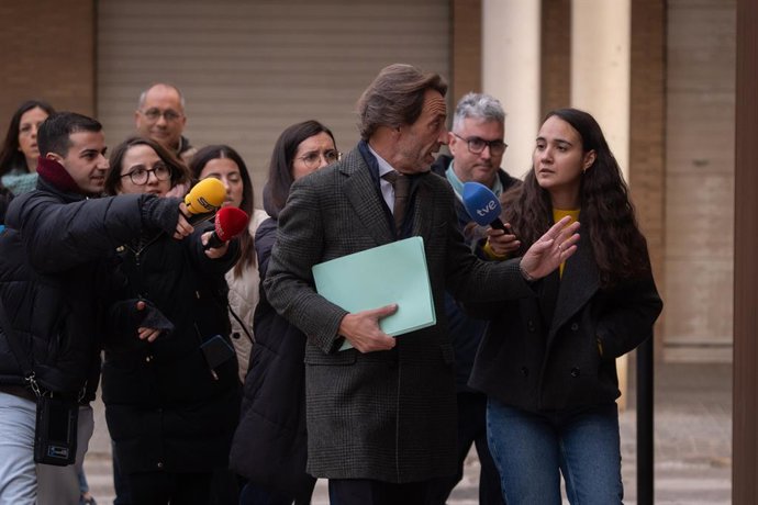 El cap de gabinet de l'expresident de la Generalitat, José Manuel Cuenca, a la seua arribada als jutjats de Catarroja, a 12 de desembre del 2025, a Catarroja. 