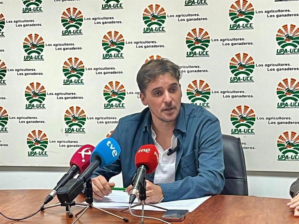 El secretario general de UPA-UCE, Óscar Llanos