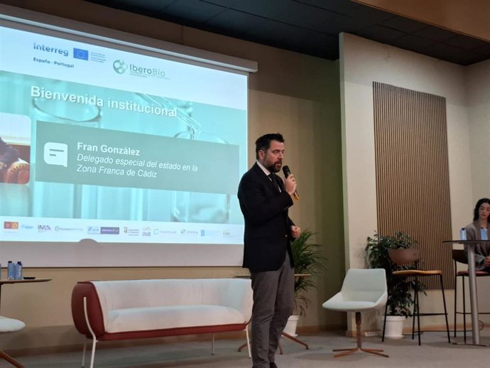 El delegado del Estado en la Zona Franca de Cádiz, Fran González, en una jornada en Cádiz del proyecto Iberobio