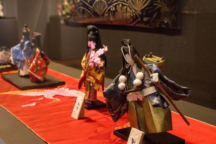 El Museo de Origami de Zaragoza recibe a Akio Maruyama que rescata las ancestrales muñecas de papel Washi Ningyo