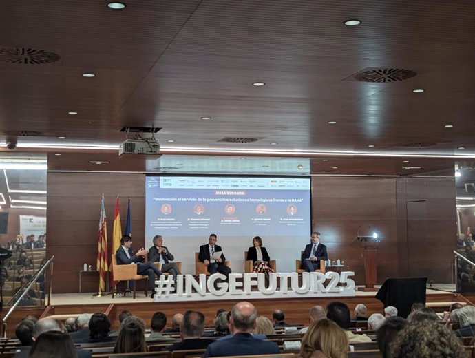 Mesa redonda I Congreso Nacional de Ingeniería Técnica Industrial 'INGEFUTUR'