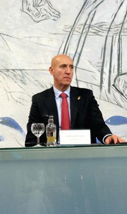 El alcalde de León y secretario general de la Agrupación Municipal del PSOE, José Antonio Diez.