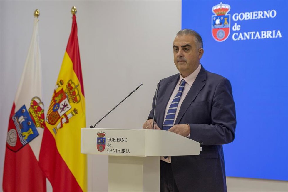 El consejero de Medio Ambiente, Roberto Media