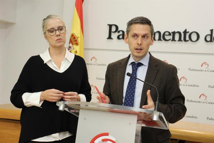 El PSOE de Cantabria propondrá impulsar una renta de emancipación juvenil en el Pleno del lunes