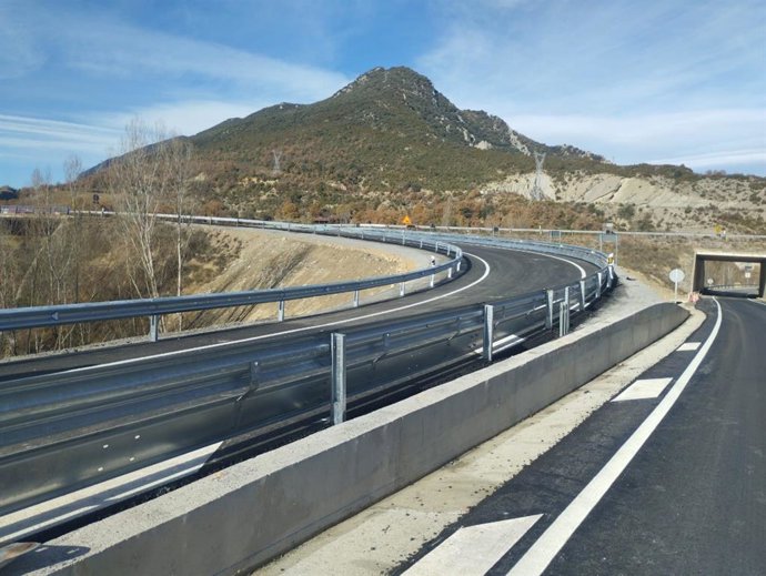 Esta actuación en la N-260 ha contado con 180.000 euros de inversión.