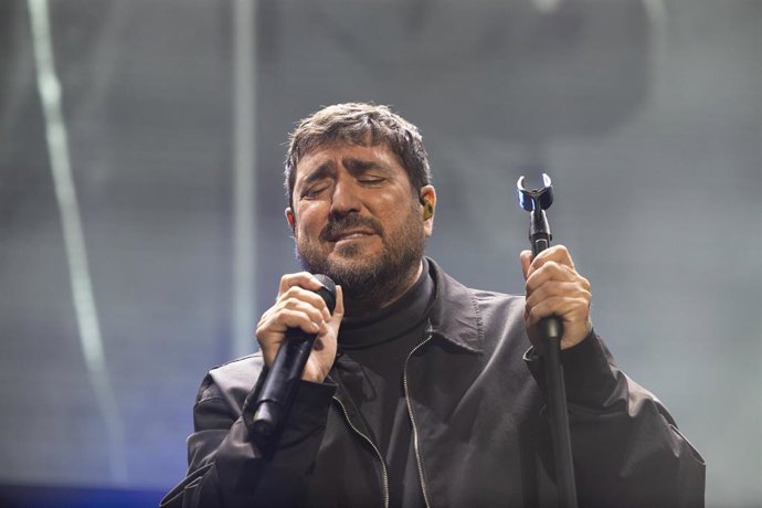 Archivo - El cantante Antonio Orozco en imagen de archivo. 