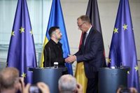 Merz recibirá el lunes a Zelenski en Berlín para abordar el proceso de paz en Ucrania junto a líderes europeos