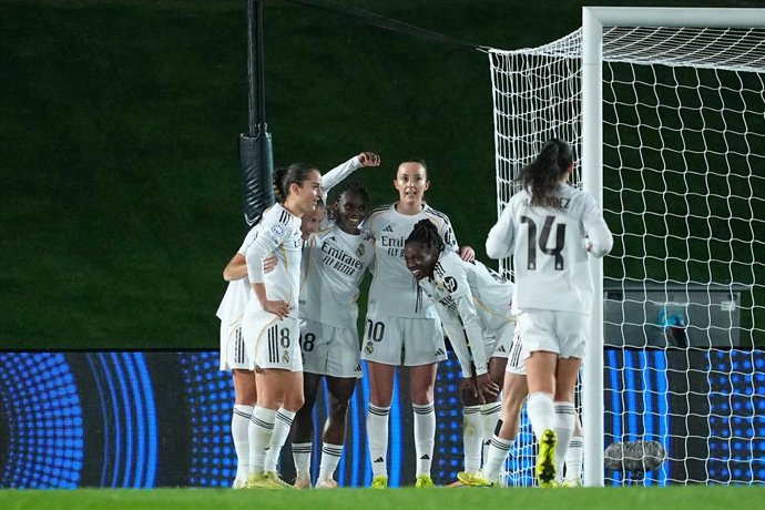 Linda Caicedo of Real Madrid celebrates a goal with teammates during the UEFA Women’s Champions League 2025/26 League Phase MD5, football match played between Real Madrid CF and VfL Wolfsburg at Alfredo Di Stefano stadium on December 09, 2025, in Valdebeb