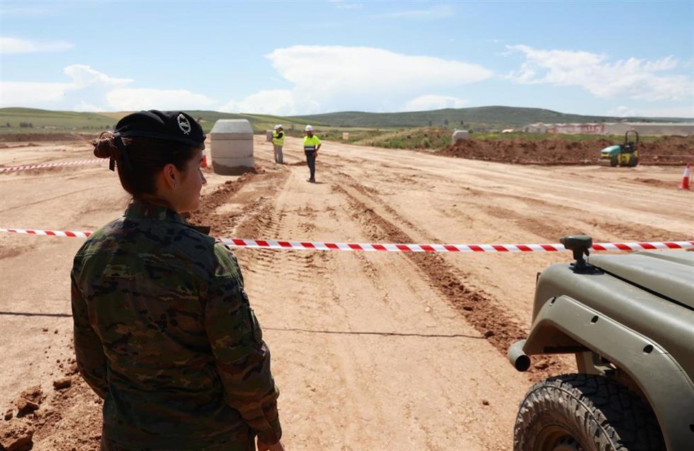 Archivo - Vista general de las obras de la futura Base Logística del Ejército de Tierra, a 29 de abril de 2024, en Córdoba (Andalucía, España).