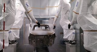 Archivo - Stellantis Vigo mejora su proceso de pintura, que reduce un 25% sus emisiones de CO2.