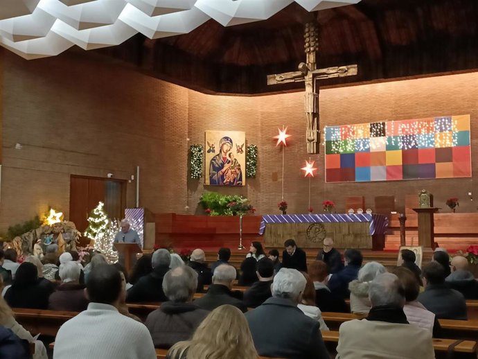 El hermano Pedro, de Taizé, durante la presentación de los diarios del hermano Roger de Taizé.