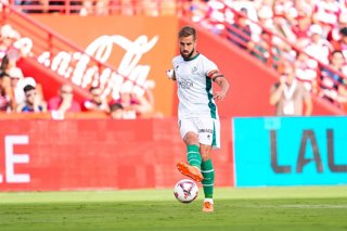 Archivo - Jorge Pulido of SD Huesca in action during the Spanish league, LaLiga Hypermotion, football match played between Granada CF and SD Huesca at Los Carmenes stadium on August 30, 2024, in Granada, Spain.