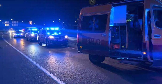 Muy grave un motorista de 23 años con un brazo amputado y una pierna semicatastrófica tras un accidente en la A-42