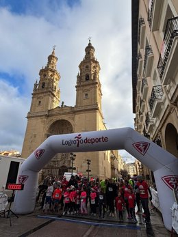 Más de 300 corredores tomarán este domingo la salida en la Carrera Popular Virgen de la Esperanza