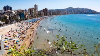 Archivo - Vista de Benidorm (Alicante), en una imagen de archivo.