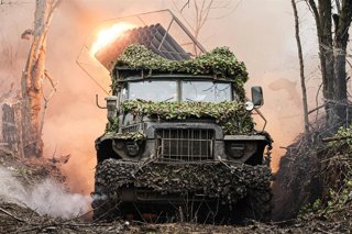 Imagen de archivo de un lanzacohetes ruso en Donetsk 